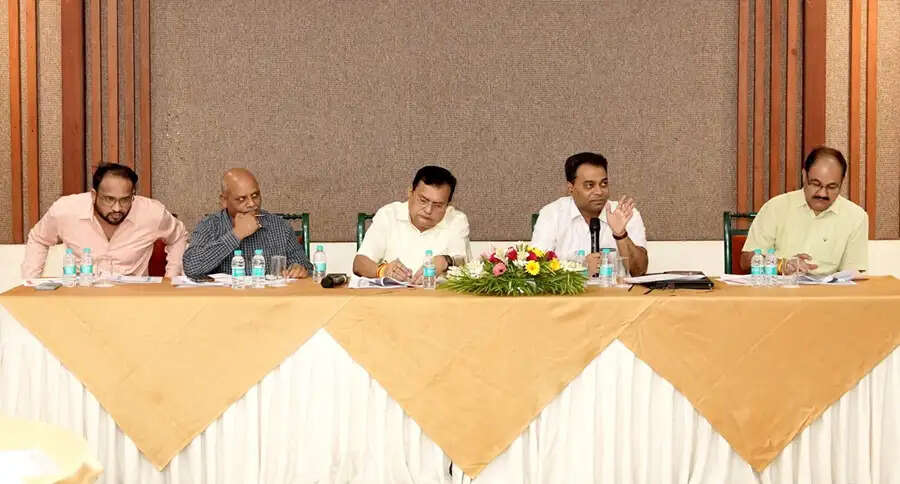 उपयोगित जल प्रबंधन में आधुनिक एवं प्रकृति आधारित तकनीकों का होगा समावेश : आयुक्त भोंडवे