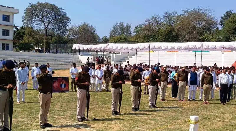 मैहरः पद्मश्री डॉ. बुधेंद्र कुमार जैन को राजकीय सम्मान के साथ अंतिम विदाई