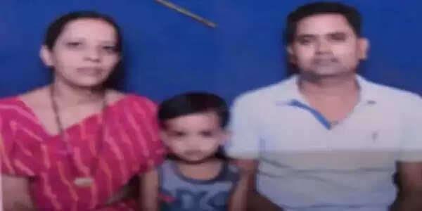 छत्तीसगढ़&nbsp;के&nbsp;महासमुंद&nbsp;में&nbsp;एक परिवार के चार&nbsp; लोगों &nbsp;के&nbsp;शव&nbsp;बरामद