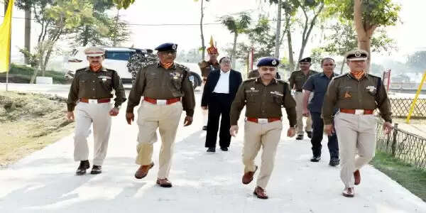 65 वाहिनी सशस्त्र सीमा बल बगहा का सीमान्त मुख्यालय के महानिरीक्षक ने किया दौरा