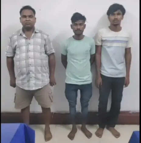रेलवे फाटक से छेड़छाड़ कर पुरी एक्सप्रेस को रुकवाने वाले तीन आरोपित गिरफ्तार