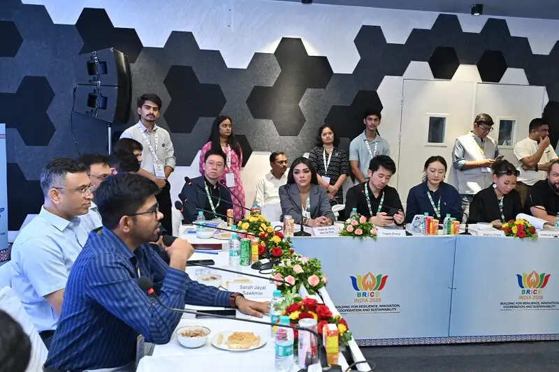 मप्र के इंदौर में ब्रिक्स युवा परिषद उद्यमिता कार्य समूह की बैठक सफलतापूर्वक संपन्न