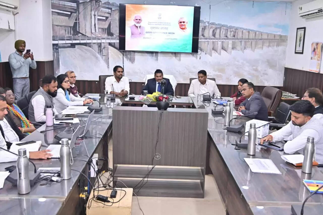 सुशासन का मूल मंत्र- समय पर सही व्यक्ति तक पहुंचे योजनाओं का लाभ : धनंजय देवांगन