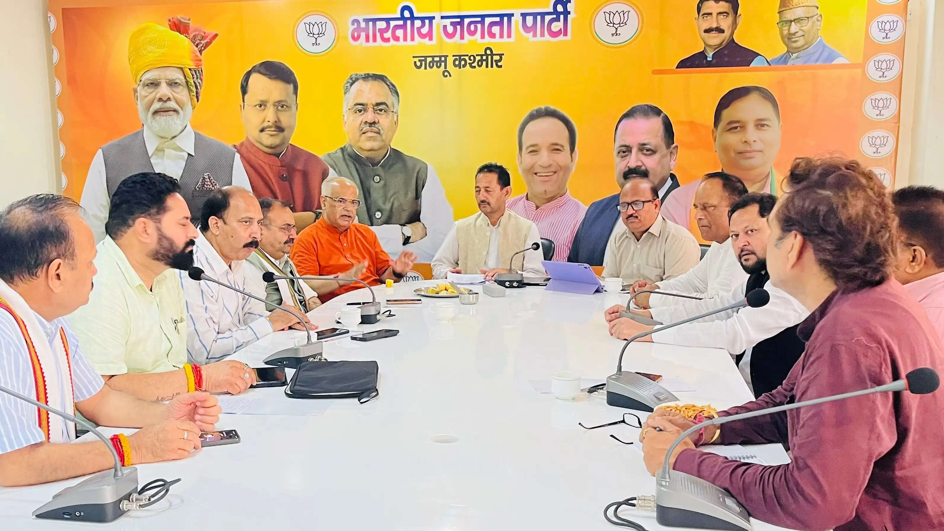 समरसता यात्रा और संत संपर्क अभियान की तैयारियों की समीक्षा, हर स्तर तक पहुंचाने पर जोर