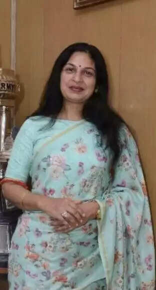 जेकेके में एकोज़ ऑफ ट्रैंक्विलिटी कला प्रदर्शनी 25 से