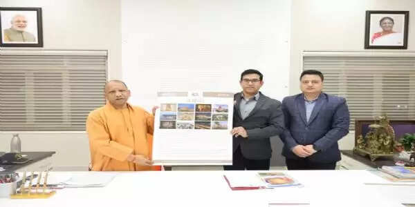 अयोध्या कैलेंडर का लखनऊ में मुख्यमंत्री योगी ने किया अनावरण