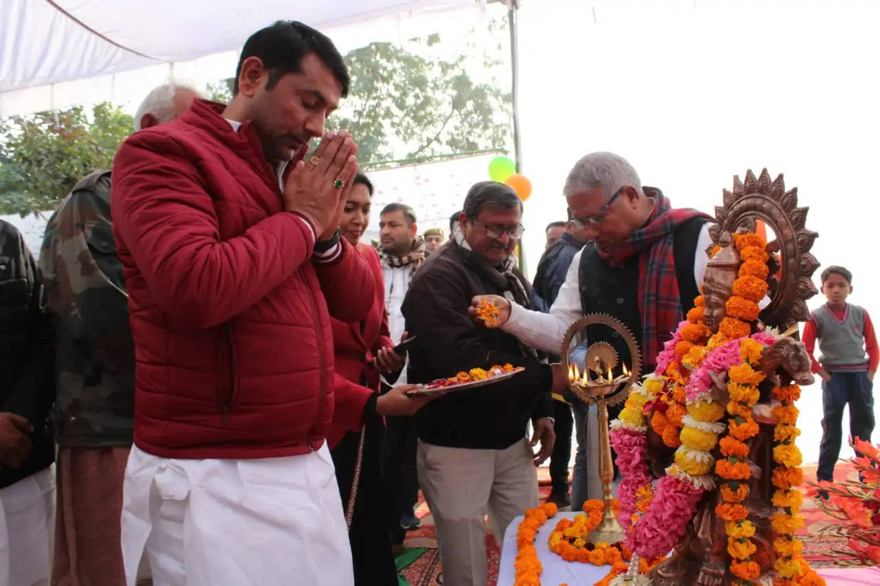 जन-जन तक सरकारी योजनाओं को पहुंचा रही मोदीजी की गारंटी वाली गाड़ी: डॉ. सोमेंद्र तोमर