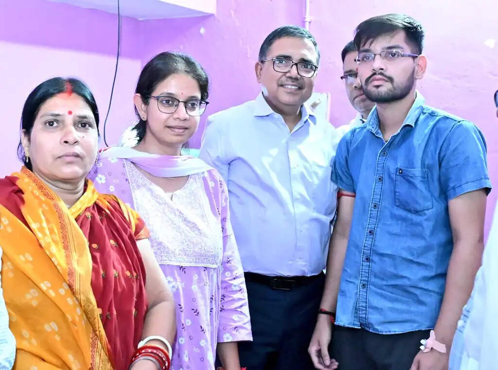 एक बेटे की जिंदगी बचाने में पूरी ताकत से जुटा जिला प्रशासन
