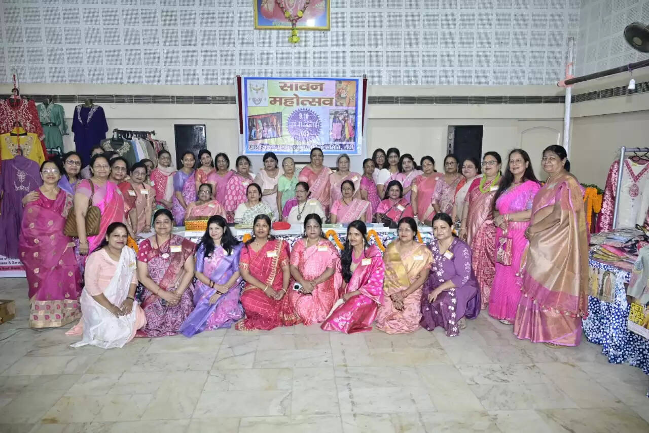 अग्रवाल सभा महिला समिति का तीन दिवसीय सावन महोत्सव मेला शुरू