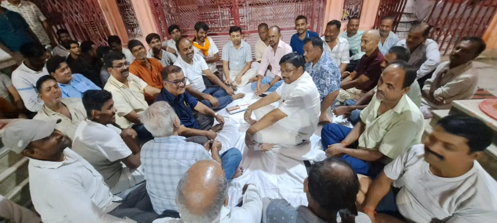 दुर्गा पूजा को भव्य बनाने पर बनी सहमति, सुरक्षा व यातायात व्यवस्था को लेकर प्रशासन से अनुरोध