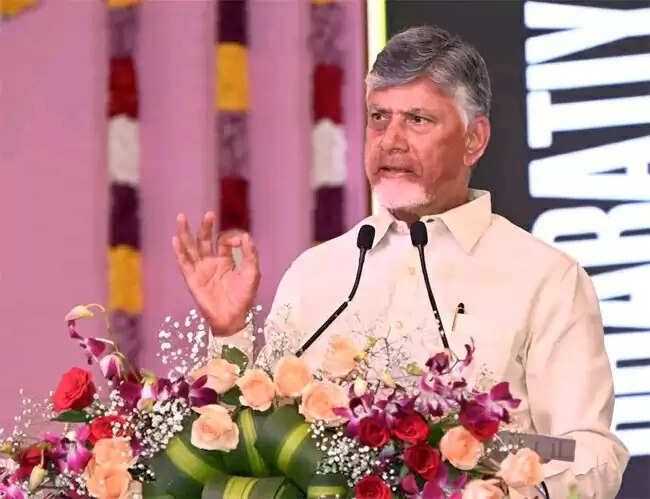 भारत को प्राचीन समय से तक्षशिला व नालंदा जैसी विश्वविद्यालयाें काे आधुनिक शिक्षा देने के लिए विश्व में सम्मान मिला: चंद्रबाबू नायडू