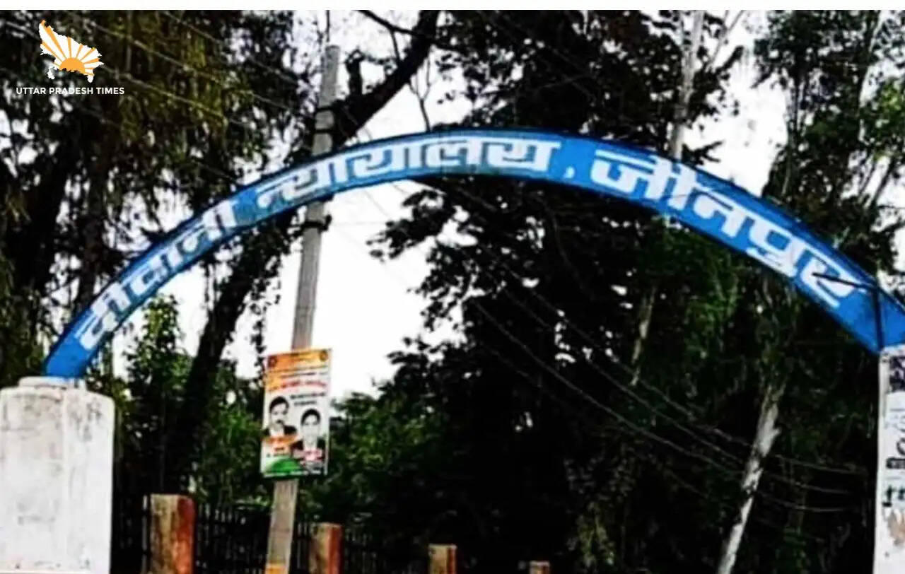 पूर्व सांसद हरिवंश सिंह, विधायक पुत्र रमेश सिंह समेत&nbsp;तीन जालसाजी में तलब