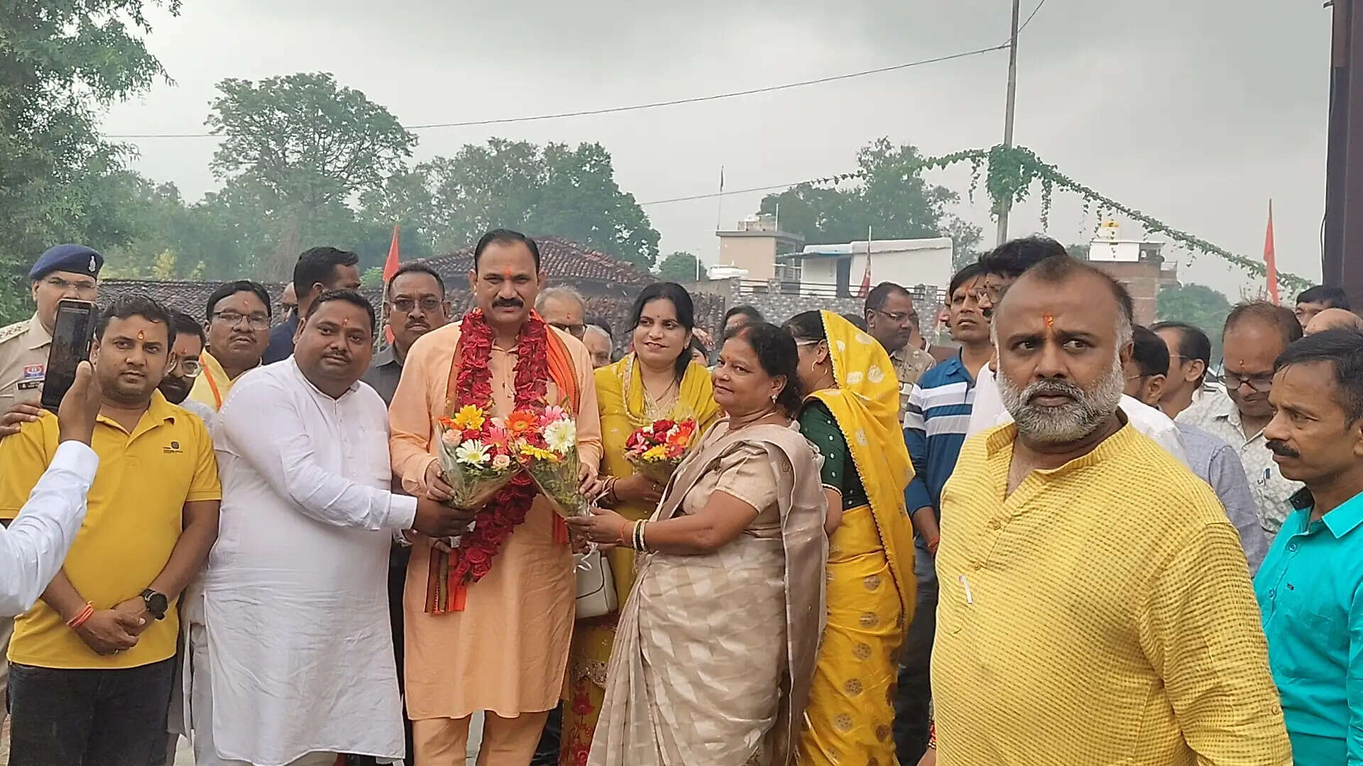 रामानुजगंज पहुंचे स्वास्थ्य मंत्री, 100 बिस्तरीय अस्पताल की लंबित सुविधाएं जल्द होंगी शुरू