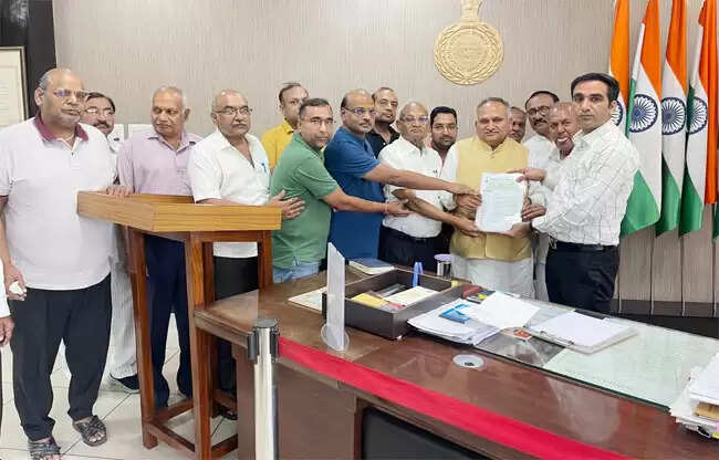 मुंबई में जैन मंदिर तोड़ेने पर साेनीपत के जैन समाज में आक्रोश