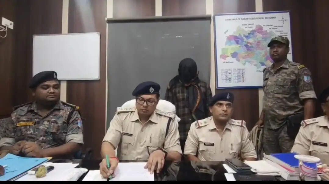 ब्राउन शुगर के साथ कारोबारी गिरफ्तार, डेढ़ लाख रुपये नकद बरामद