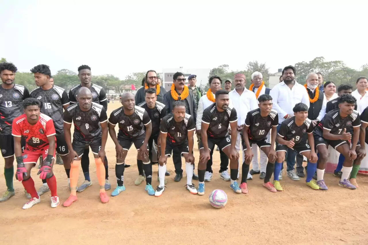 मारंग गोमके जयपाल सिंह मुंडा जयंती पर केन्द्रीय सरना समिति फुटबॉल प्रतियोगिता का शुभारंभ