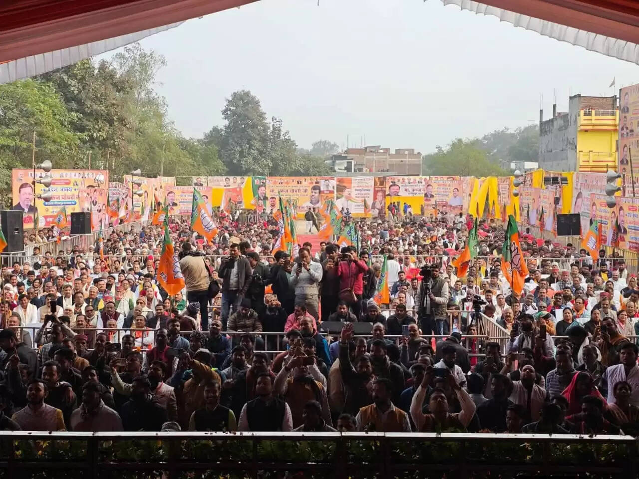 उत्साह से लबरेज भाजपा कार्यकर्ताओं ने नवनियुक्त प्रदेश अध्यक्ष पंकज चौधरी का किया शानदार स्वागत