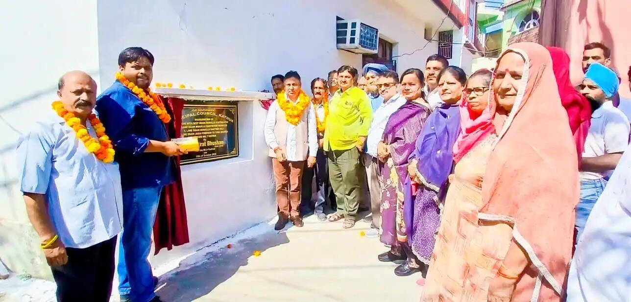 विधायक डॉ. भारत भूषण ने कठुआ में 62 लाख के विकास कार्यों की रखी नींव, पांच कार्य जनता को समर्पित
