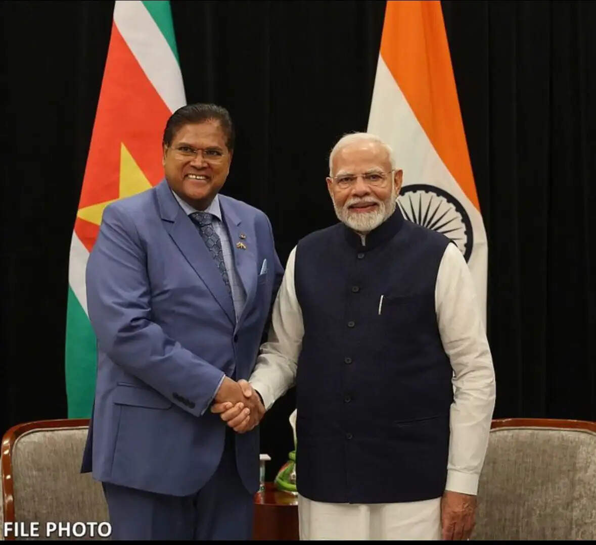 प्रधानमंत्री मोदी ने सूरीनाम के पूर्व राष्ट्रपति चंद्रिका प्रसाद संतोखी के निधन पर शोक जताया