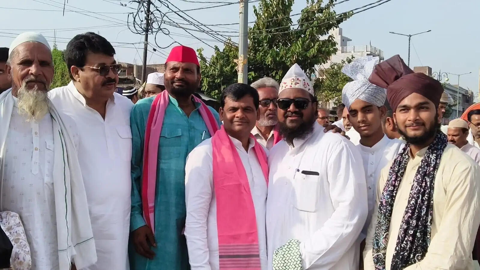 तिलक नगर जमालशाह में दो शिफ्टों में अदा हुई ईद-उल-अजहा की नमाज, अमन-चैन की मांगी दुआ