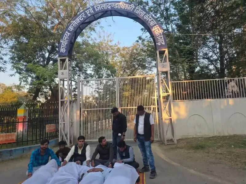 कोरबा : धान बिक्री संकट से टूटे आदिवासी किसान, 24 घंटे में दो ने किया जहर सेवन का प्रयास