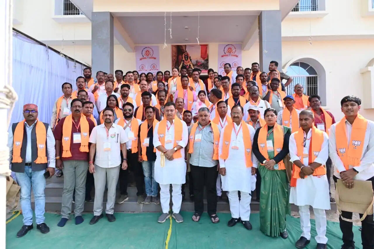 अंबिकापुर : भाजपा का दो दिवसीय महा प्रशिक्षण वर्ग संपन्न, कार्यकर्ताओं में भरा नया जोश