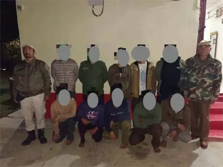 मणिपुर के तेंगनोपाल से प्रतिबंधित संगठन प्रीपाक (आरए) के 10 कैडर गिरफ्तार