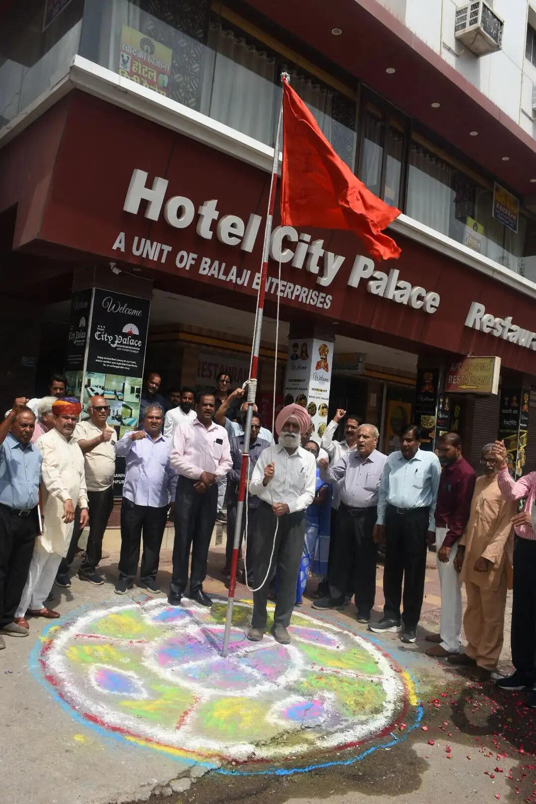 महंगाई, बेरोजगारी व पेपर लीक के मुद्दों पर प्रस्ताव पारित