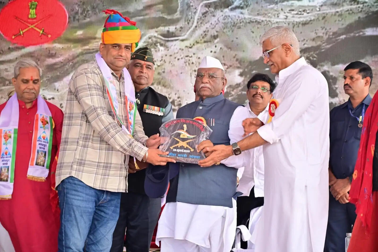 जीवंत हुआ 'टाइगर हिल युद्ध' का पराक्रम&nbsp;:&nbsp;केंद्रीय&nbsp;मंत्री शेखावत बोले, हथियारों से नहीं, राष्ट्र के संकल्प से जीता गया था कारगिल