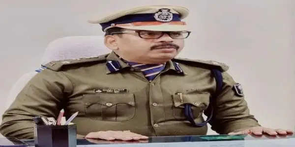 अपराधी-शराब कारोबारी के साथ साथ जन संतुष्टि होगी पुलिस की प्राथमिकता : डीआईजी मनोज