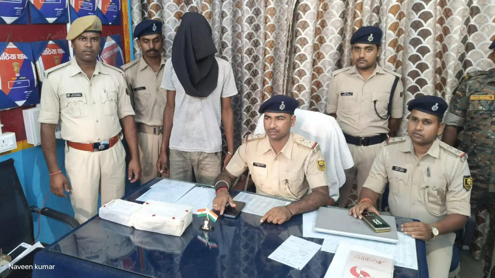 नंदन यादव मर्डर केस: कटिहार में एसटीएफ के हत्थे चढ़ा मुख्य नामजद संजय यादव, वारदात में प्रयुक्त हथियार भी जब्त