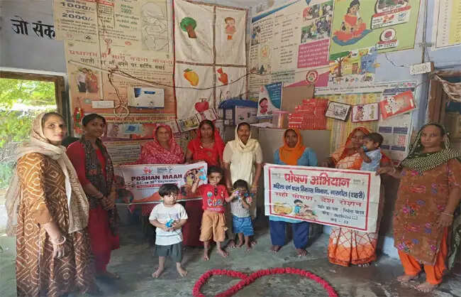 नारनाैल: आंगनवाड़ी केंद्रों में गूंजा ‘फास्ट फूड से बनाओ दूरी, मोटे अनाज और हरी सब्जी है जरूरी’ का संदेश
