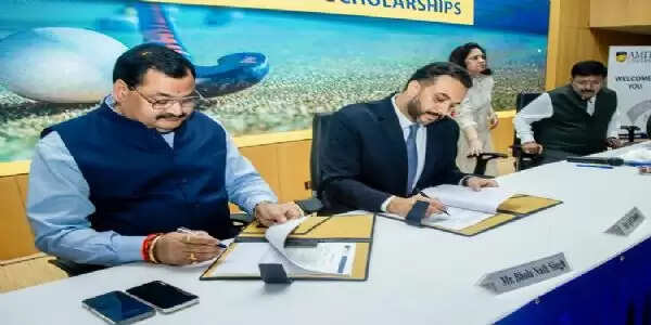 एमीटी यूनिवर्सिटी ऑनलाइन और हॉकी इंडिया के बीच ऐतिहासिक समझौता, अब खेल के साथ उच्च शिक्षा भी कर सकेंगे खिलाड़ी