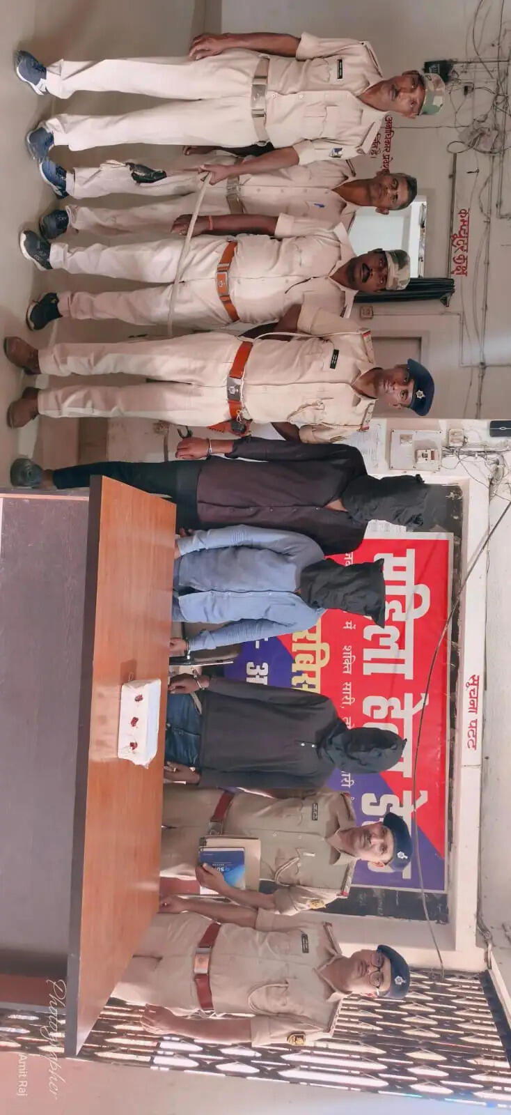 स्मैक एवं डिजिटल तराजू के साथ तीन कारोबारी गिरफ्तार