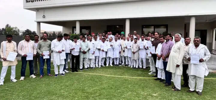 कैथल :किसान कांग्रेस ने किया संगठन विस्तार,पदाधिकारियों को मिले नियुक्ति पत्र