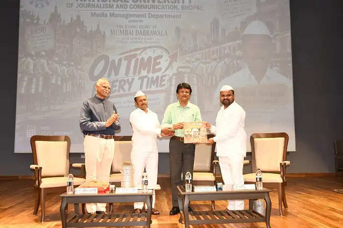 ‘ऑन टाइम, एवरी टाइम’ से बनी मुंबई डब्बावालों की ग्लोबल पहचान : सुनील गवांडे