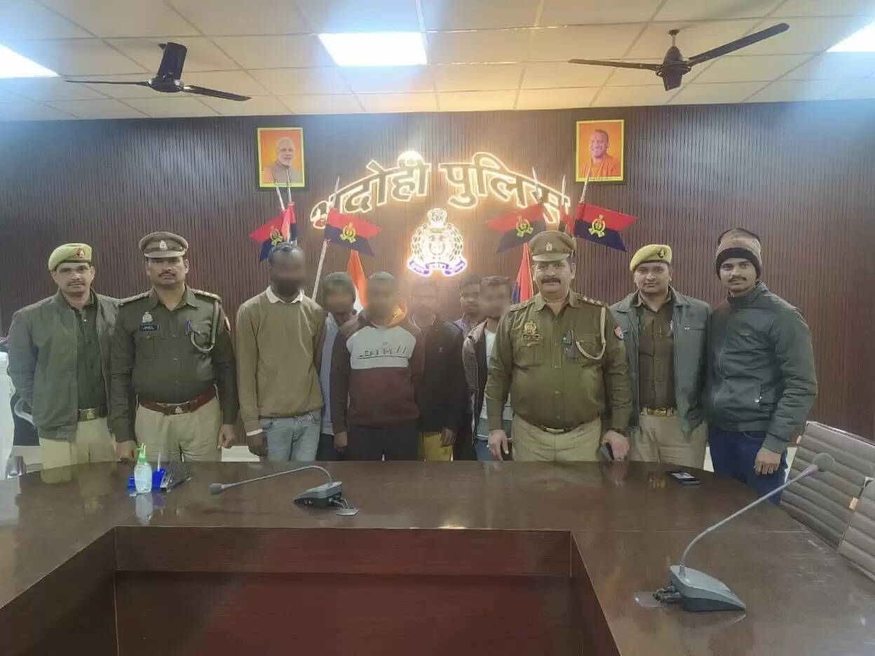 अंतरराज्यीय छह साइबर ठग गिरफ्तार, 50 लाख की ठगी