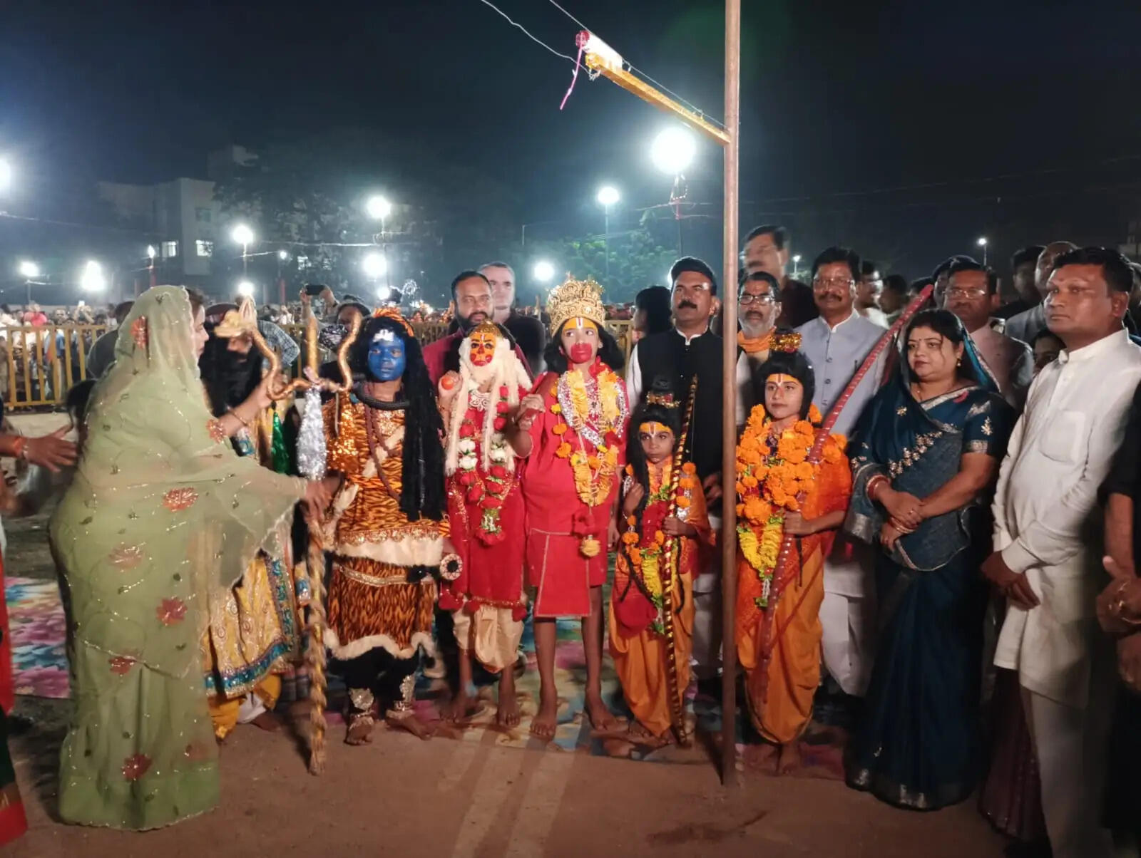 अनूपपुर: शांति और सौहार्द के बीच मना विजयादशमी का पर्व, 20 स्थानों पर हुआ रावण दहन