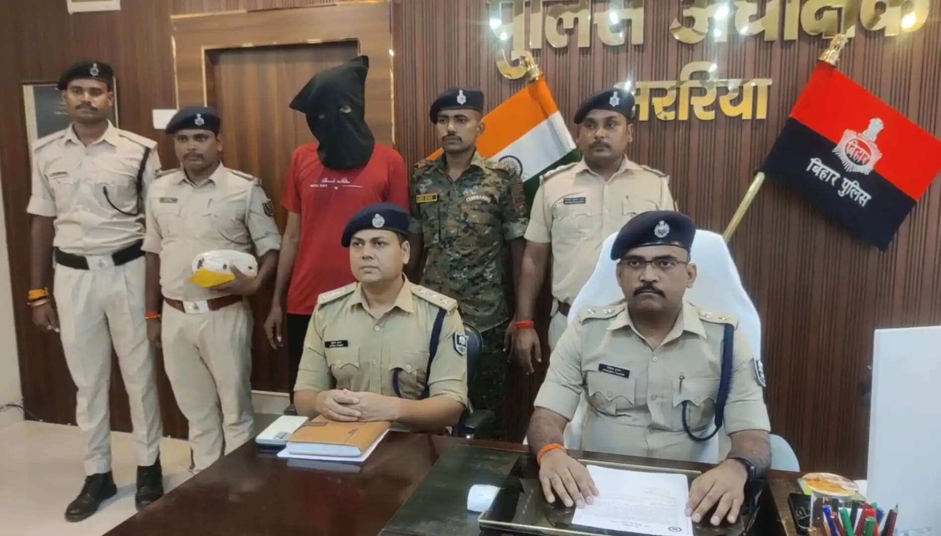 स्मैक के साथ कार सवार युवक गिरफ्तार