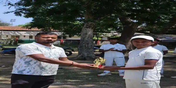 डीसीए प्रीमियर लीग में अचीवर्स ने जीजीसीए काे हराया