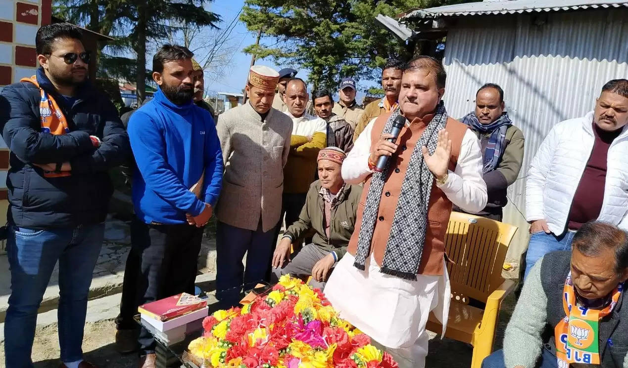 नौली-धोतीधार मोटर मार्ग निर्माण की मांग को लेकर जारी धरना खत्म