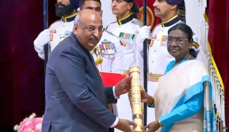 अंगदान की अलख जगाने वाले नीलेश मंडलेवाला पद्मश्री से सम्मानित