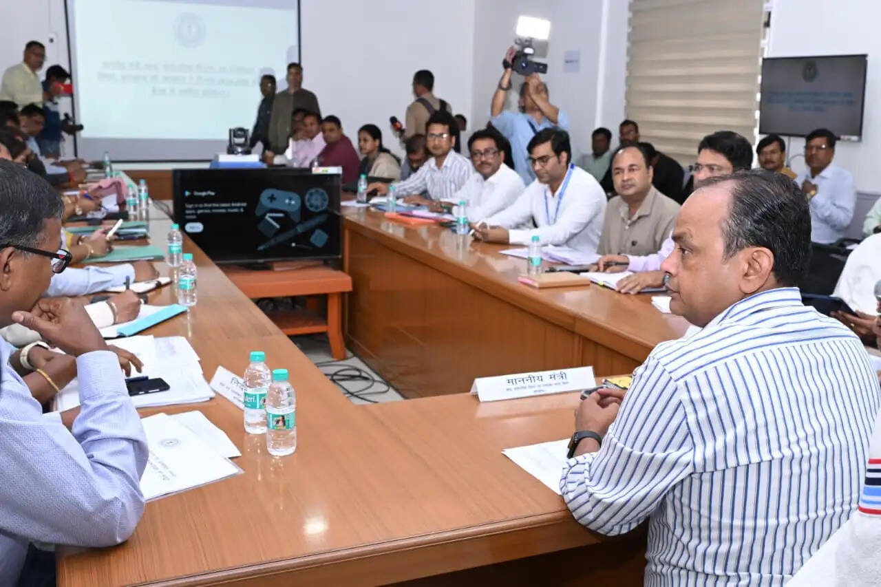 झारखंड में गैस सिलेंडर की आपूर्ति 10 दिनों के भीतर सामान्य हो जाएगी: इरफ़ान