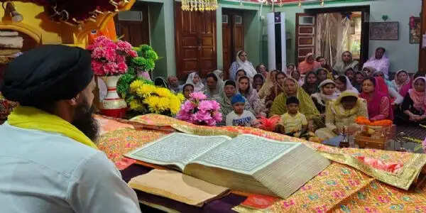 गुरु पूर्णिमा पर निर्मल संतपुरा गुरुद्वारे में सजा विशेष दीवान