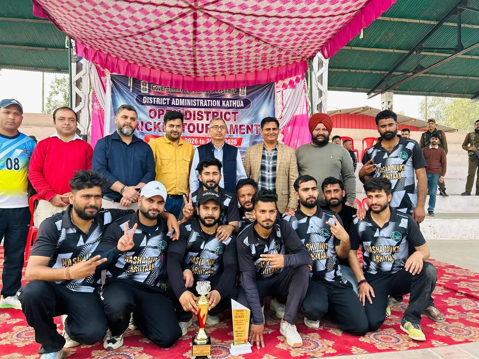 ओपन जिला क्रिकेट टूर्नामेंट का समापन, हीरानगर बना चैंपियन