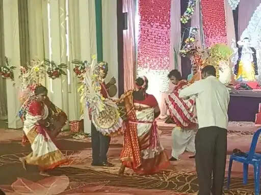 अनूपपुर: महाअष्टमी कालरत्रि का विषेश अनुष्ठान चला सुबह तक, गरबा और बंगाली ढाक-काली नृत्य की हुई प्रस्तुतियां