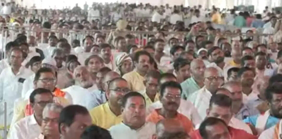 इंडिया गठबंधन न केवल आम जन को परेशान कर रहा, बल्कि अराजकता भी फैला रहा -योगी आदित्यनाथ