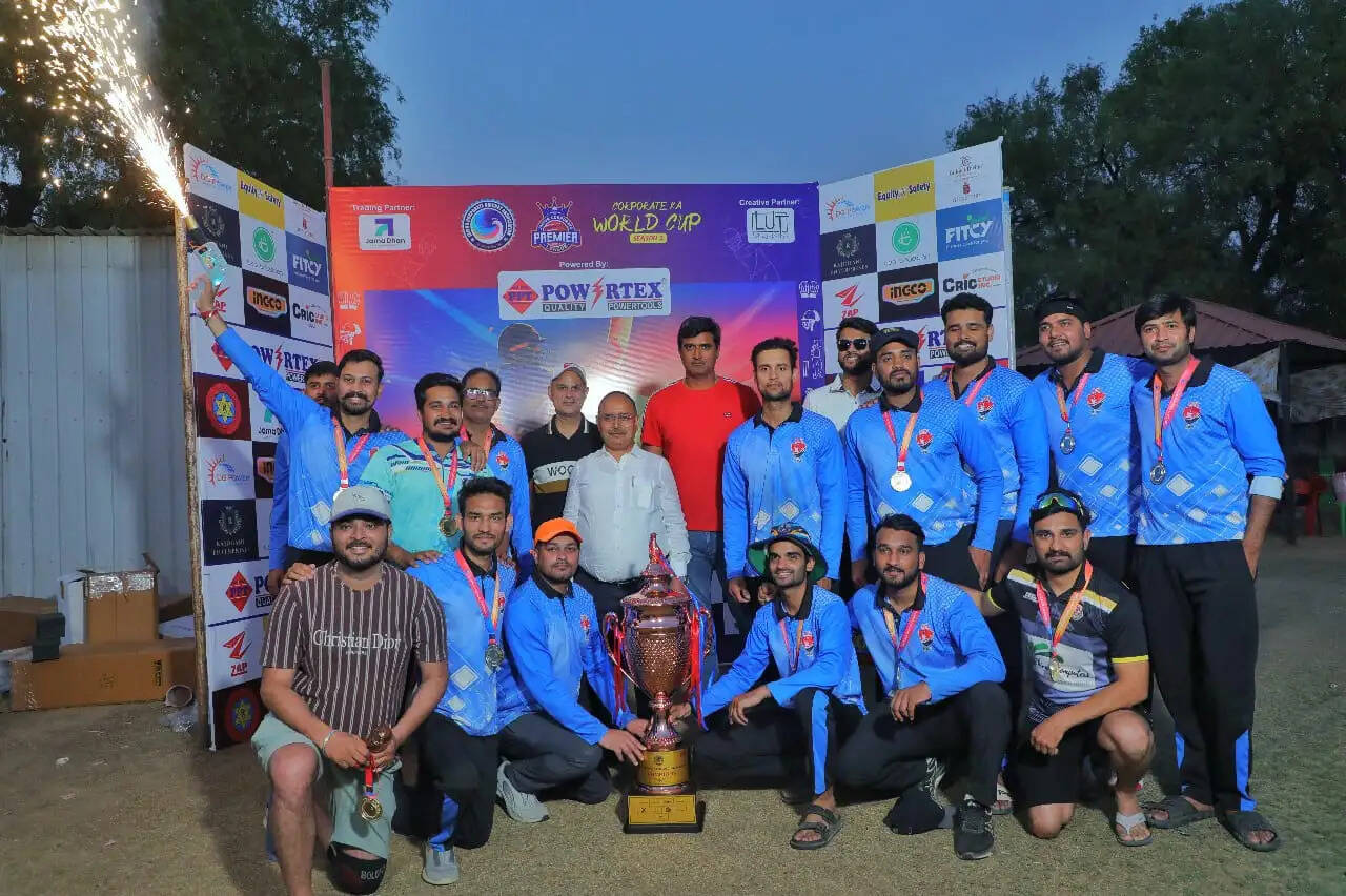 कॉर्पोरेट का विश्व कप सीजन 2 और जयपुर कॉर्पोरेट प्रीमियर लीग सीजन 4 का ग्रैंड फिनाले आयोजित
