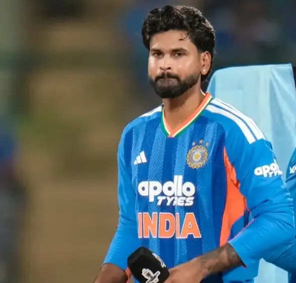 अफगानिस्तान ने टॉस जीतकर पहले गेंदबाजी चुनी, भारत ने एक बदलाव किया