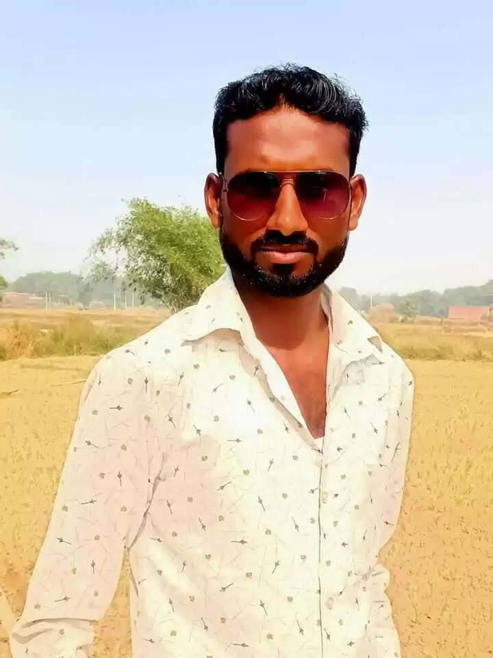 जन्मदिन पार्टी से लौट रहे तीन दोस्तों को पिकअप ने रौंदा, दो की मौत